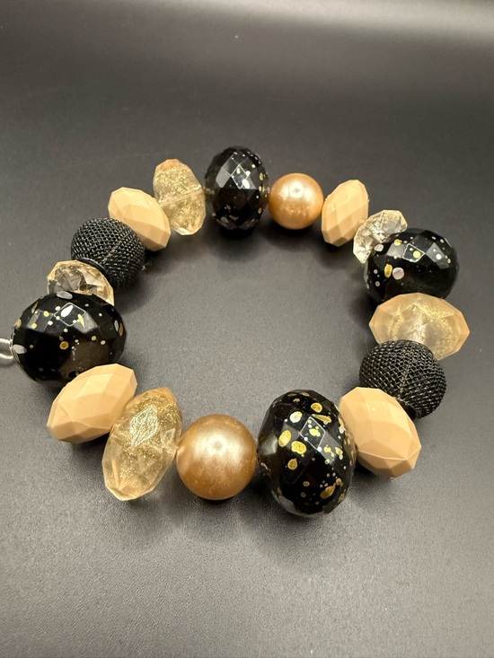New York & Company Jewelry - NWT New York & Company Black, Gold and Beige Beaded Stretch Bracelet